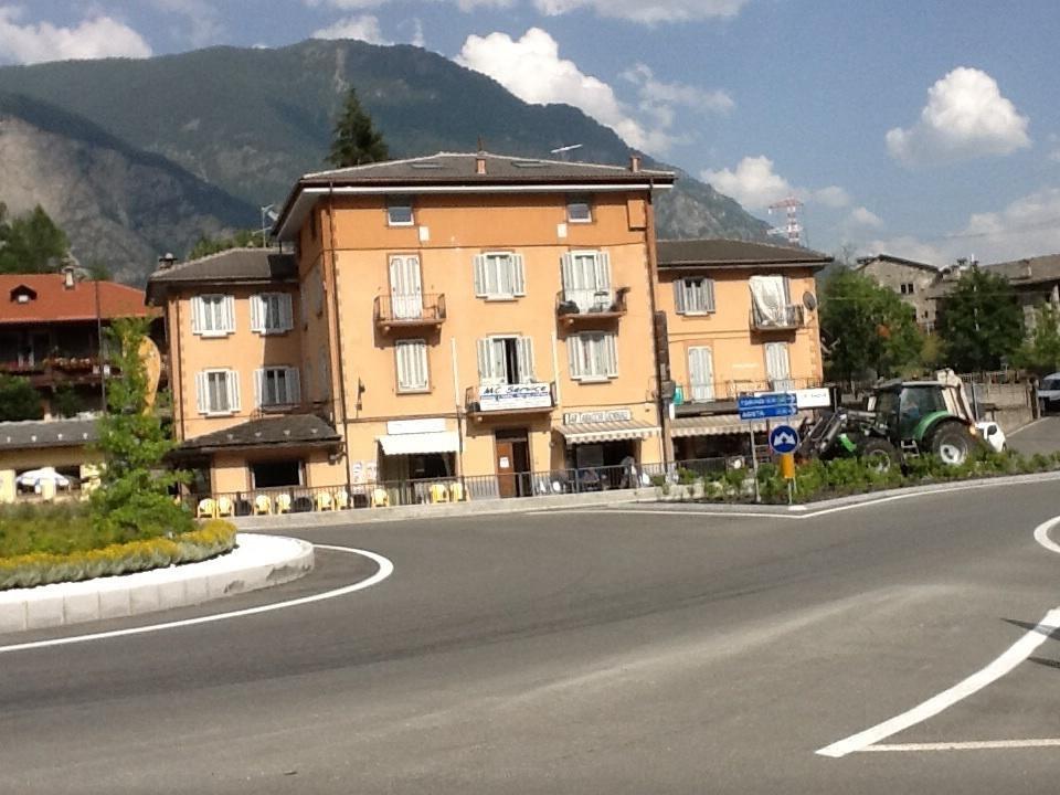 شقة Mansarda Monte Bianco لا سالّي الغرفة الصورة